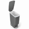 Obrázek Pedálový odpadkový koš Simplehuman – 40 l, úzký, šedý plast