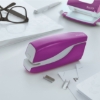 Obrázek Elektrická sešívačka LEITZ NeXXt WOW 5566 - fialová